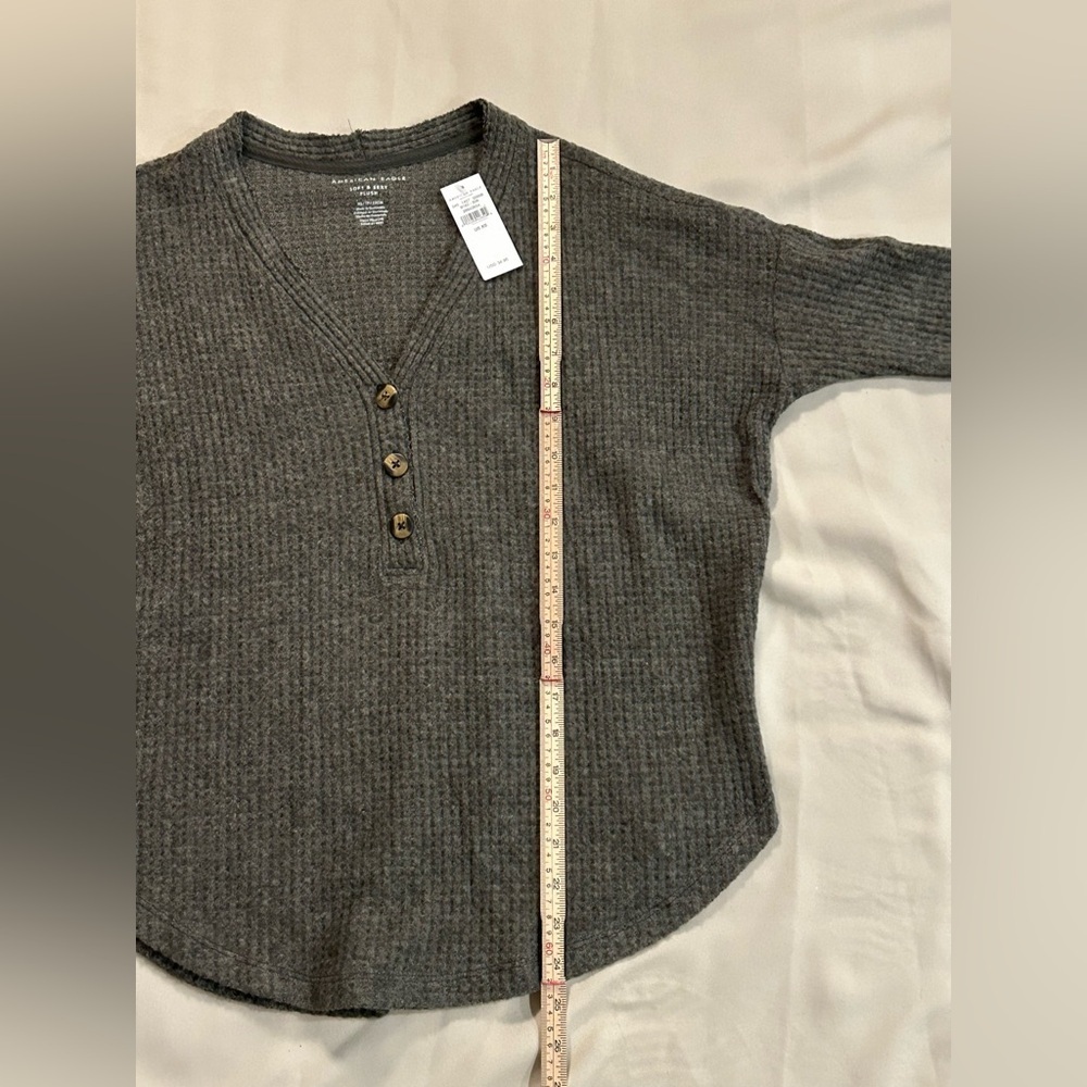 NWT American Eagle Soft & Sexy Plush Waffle Henley Long Sleeve Shirt - XS - Picture 9 of 10